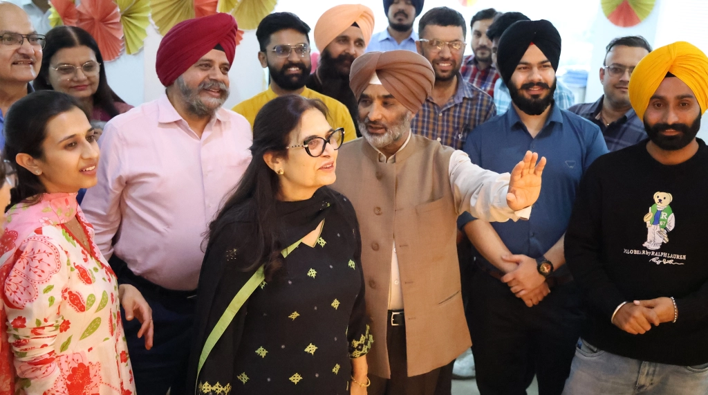 Sr. Sukhdev Singh ji Managing Director Of AGI Infra Limited With All AGI Staff